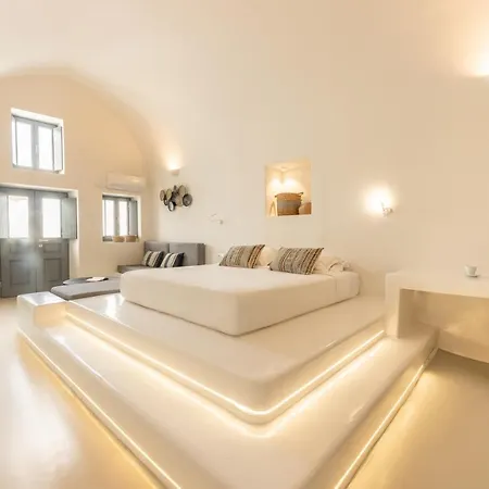Cilon Santorini 4*