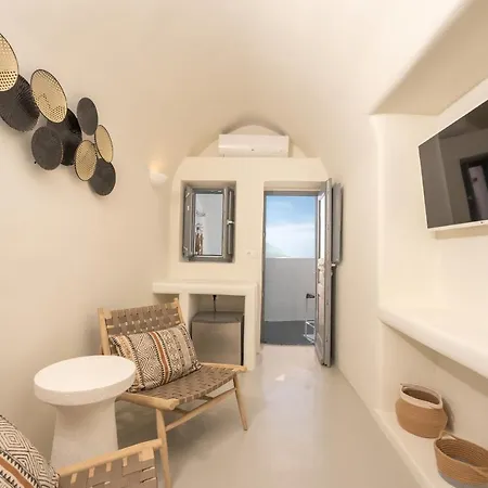 Cilon Santorini Hotell 4*